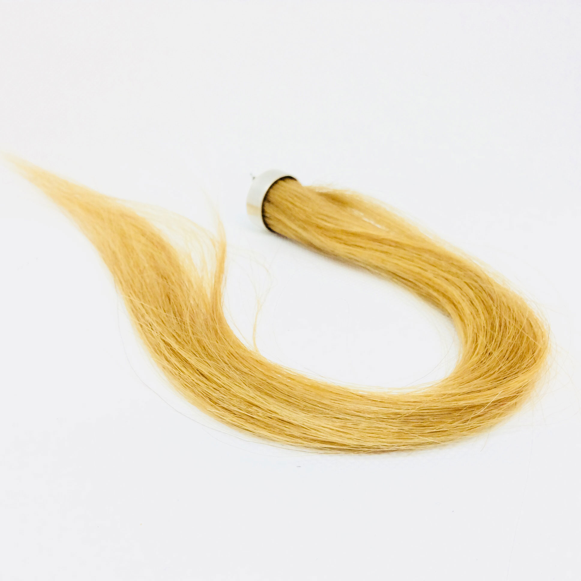 Caroline Purgal - Crisis - Broche. Argent, Cheveux humains - 2019