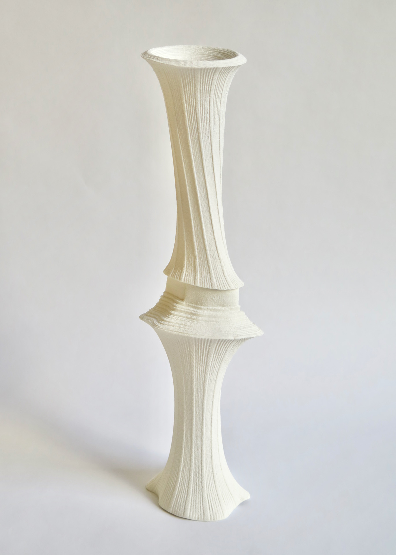 De sève et d’os - Porcelaine, impression par coulage - Ø 11 x H. 38 cm - 2020