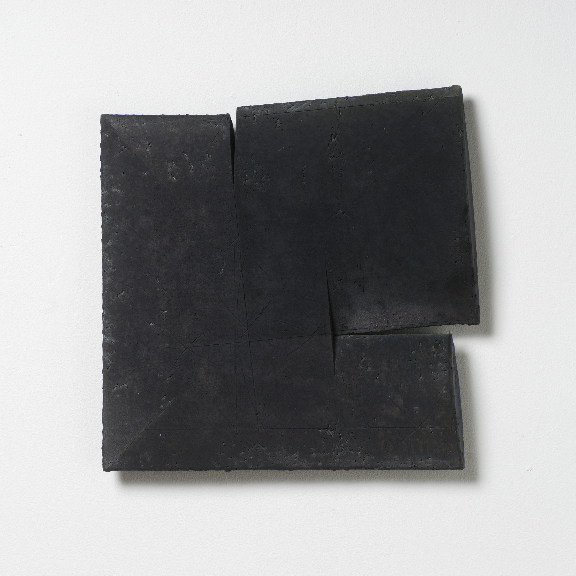 Out-of-square #3 - Oxides and dry glazes on stoneware - 37,3 x 38,2 x 2,5 cm - 2013